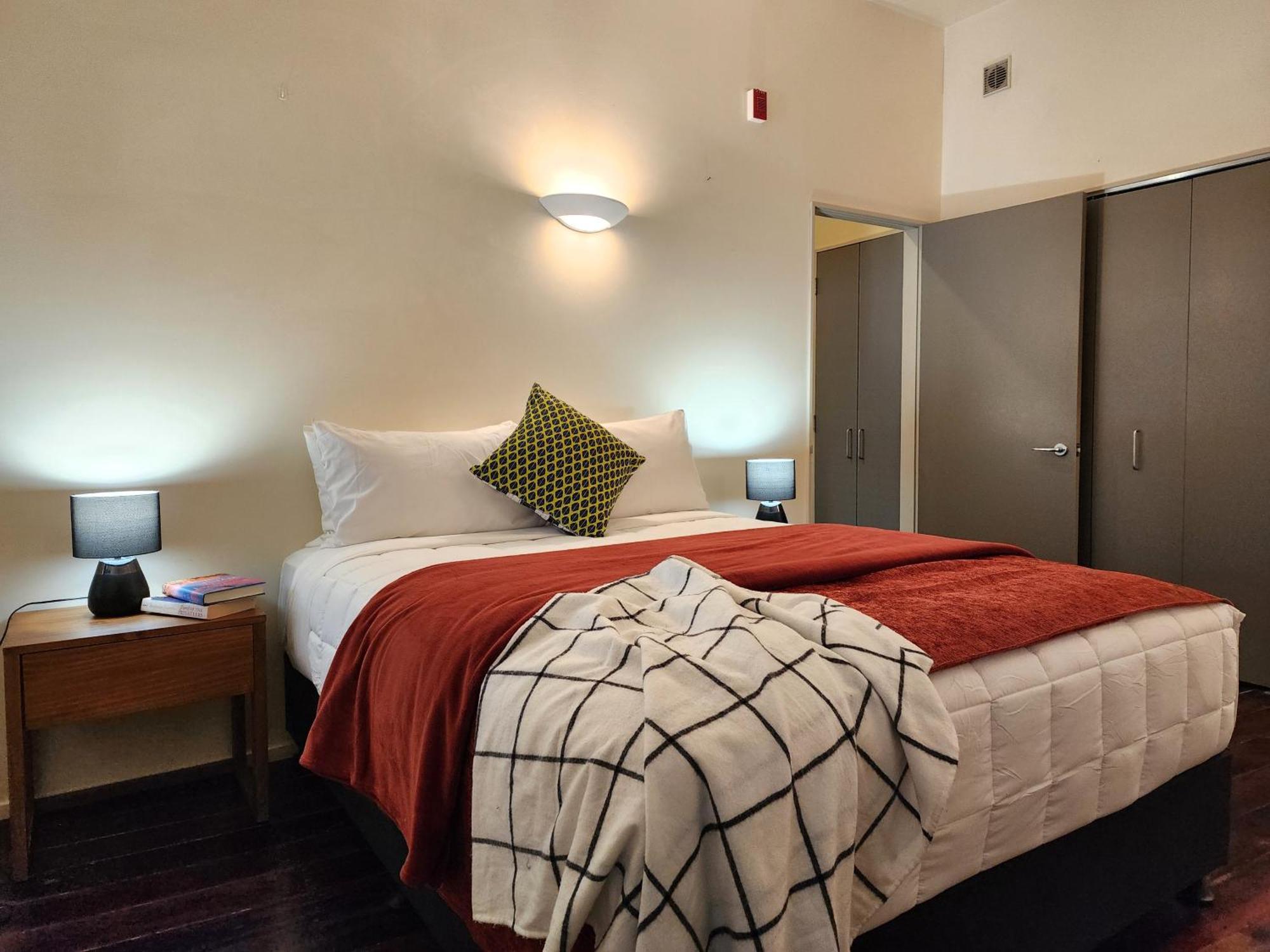 U Suites On Egmont Wellington Exterior photo