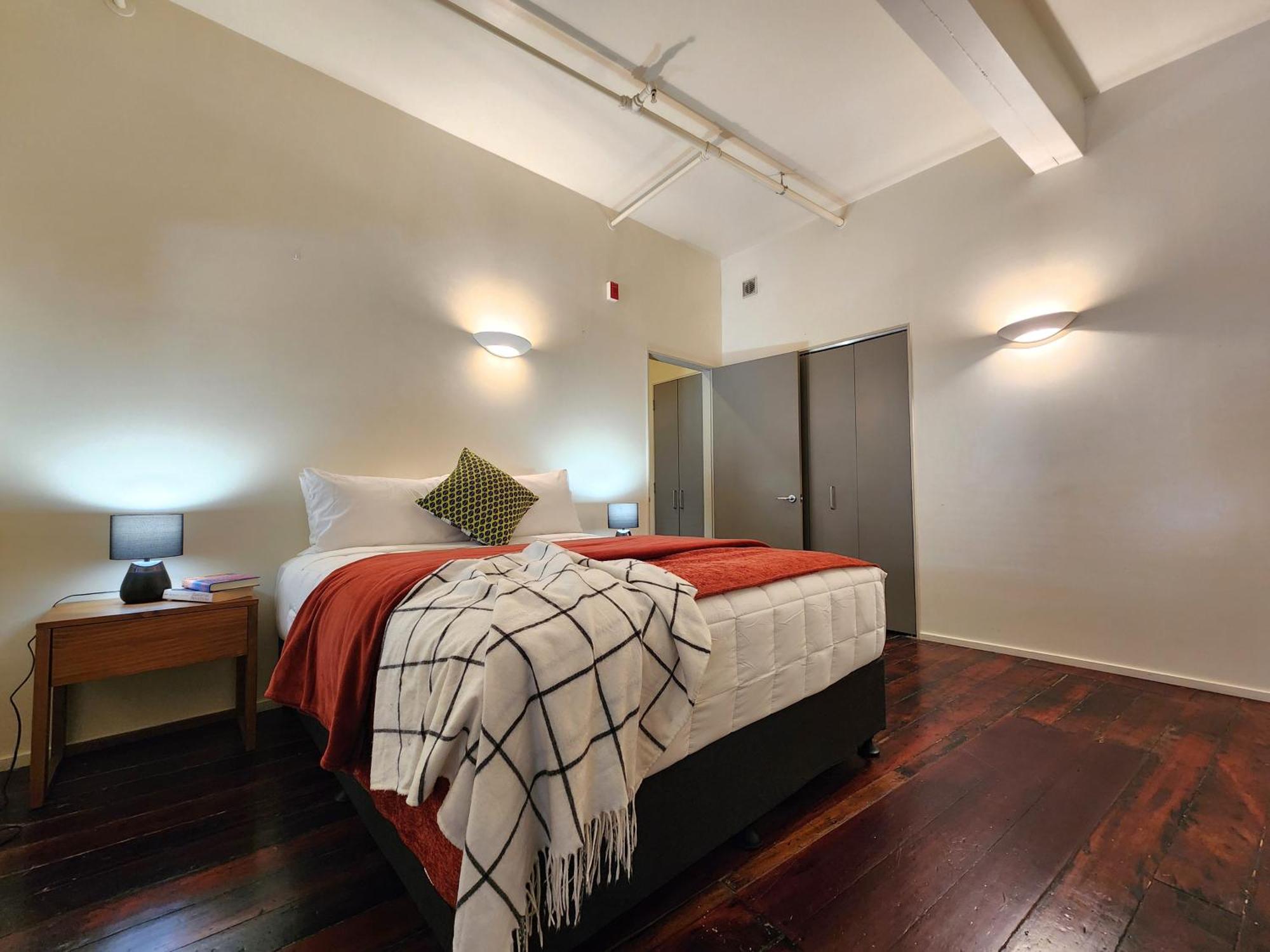 U Suites On Egmont Wellington Exterior photo